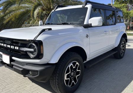 FORD BRONCO 4x4 REMOVABLE HARD TOP ARUBA